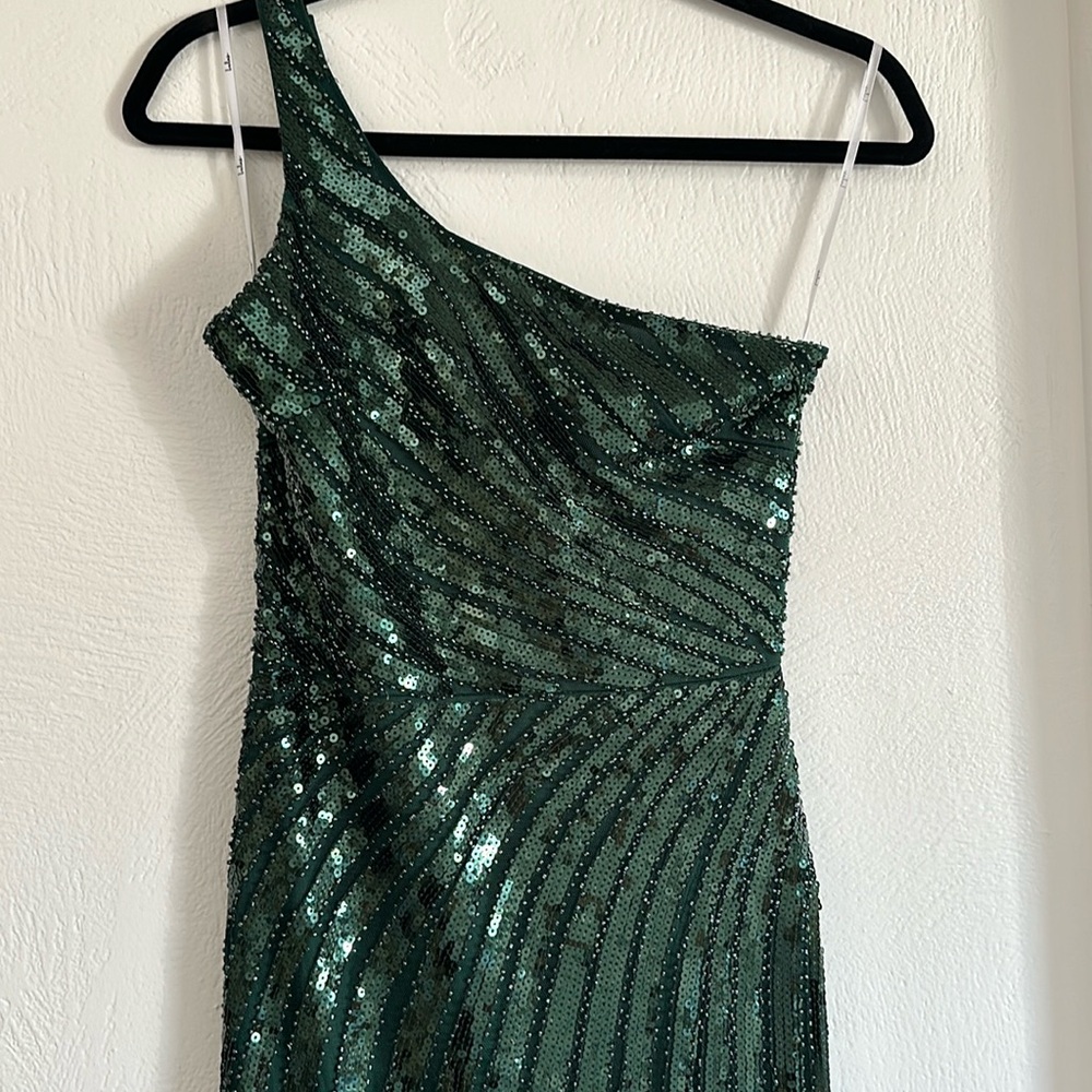 XS Emerald Green Sequin One Shoulder Dress